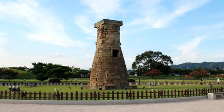 Astronomical observatory tower