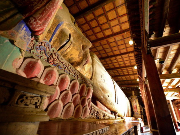 Giant Buddha Temple