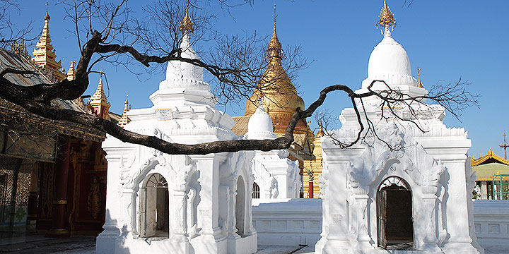 Kuthodaw Pagoda