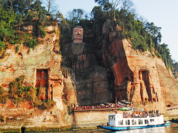 One Day Mt. Leshan & Tea in Lost Town Tour