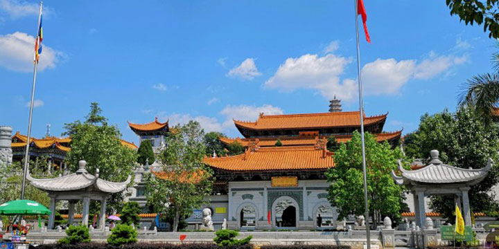 Thousand Buddha Pagoda Temple